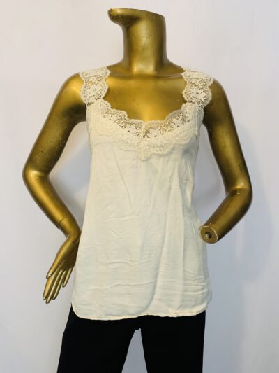 IMG_8130 White Plain Top {Size | 16} - Image 1