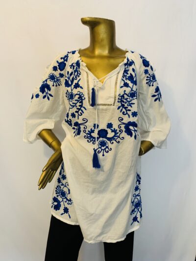 IMG_8290 White Embroidered Top {Size | 8} - Image 1