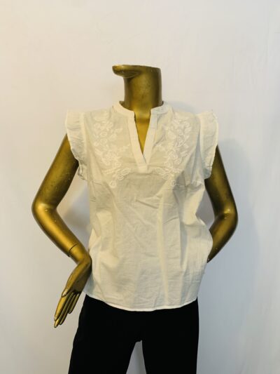 IMG_8299 White Top {Size | 8} - Image 1